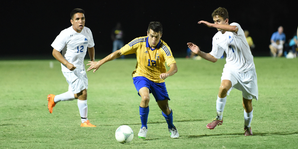 Lopsided Shot Margin Doesn’t Translate into Victory for Men’s Soccer