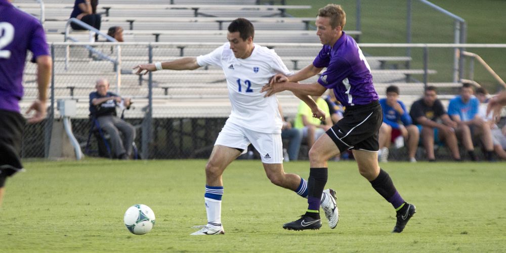 Holt Continues Shutout Streak, Men’s Soccer Dominates in 3-0 Victory