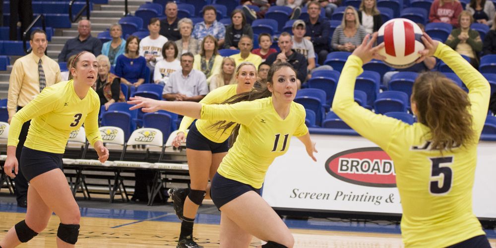Volleyball Drops Road Match to Southwestern A.G.