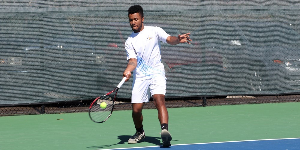 Men's Tennis Drops Pair in Shawnee