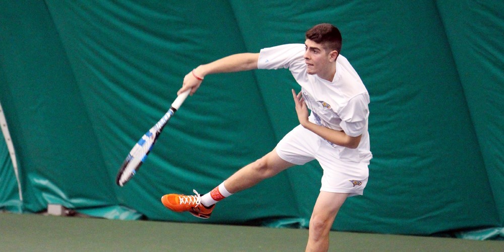 Middle of Lineups Propels Men's Tennis to Win over Ozarks